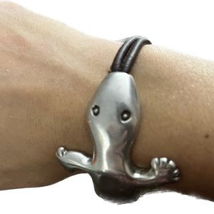 Exclusive and unique UNO de 50 lizard bracelet.